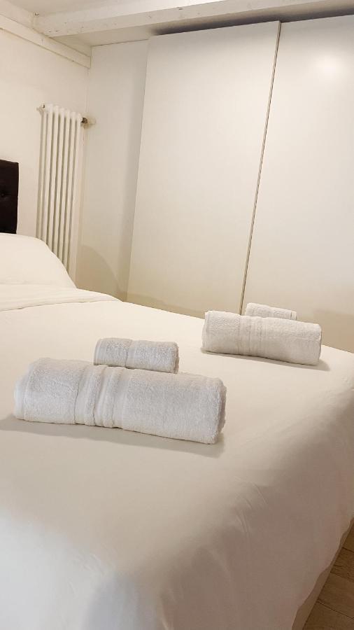 Accogliente Loft A 8 Min Dal Duomo Apartment Milano Ngoại thất bức ảnh