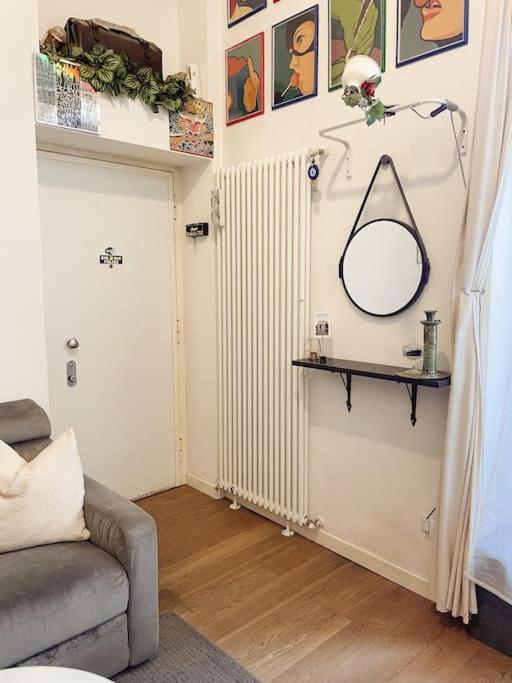 Accogliente Loft A 8 Min Dal Duomo Apartment Milano Ngoại thất bức ảnh